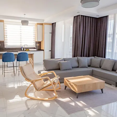 Luxury Two-bedroom At Four Seasons Life *