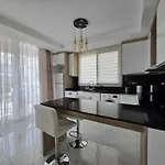 Apartment Luxury Two-bedroom At Four Seasons Life *
