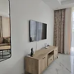 Luxury Two-bedroom At Four Seasons Life Apartment