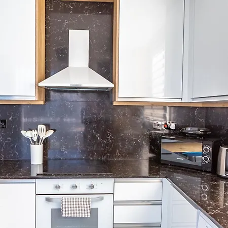 Luxury Four Seasons Life Ruby Bogaz