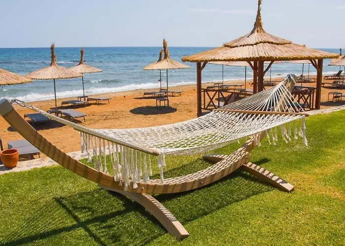 Luxury Four Seasons Life Ruby Bogaz